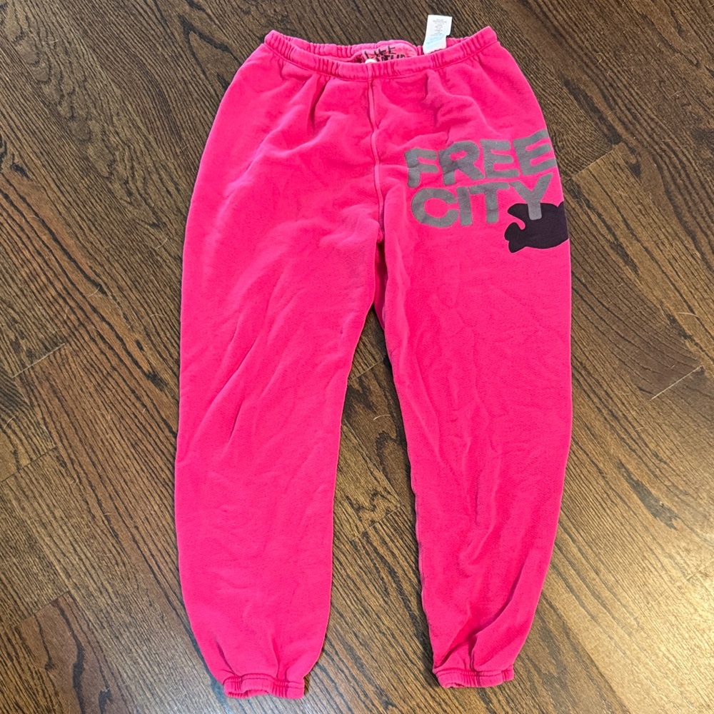 Free city pink joggers